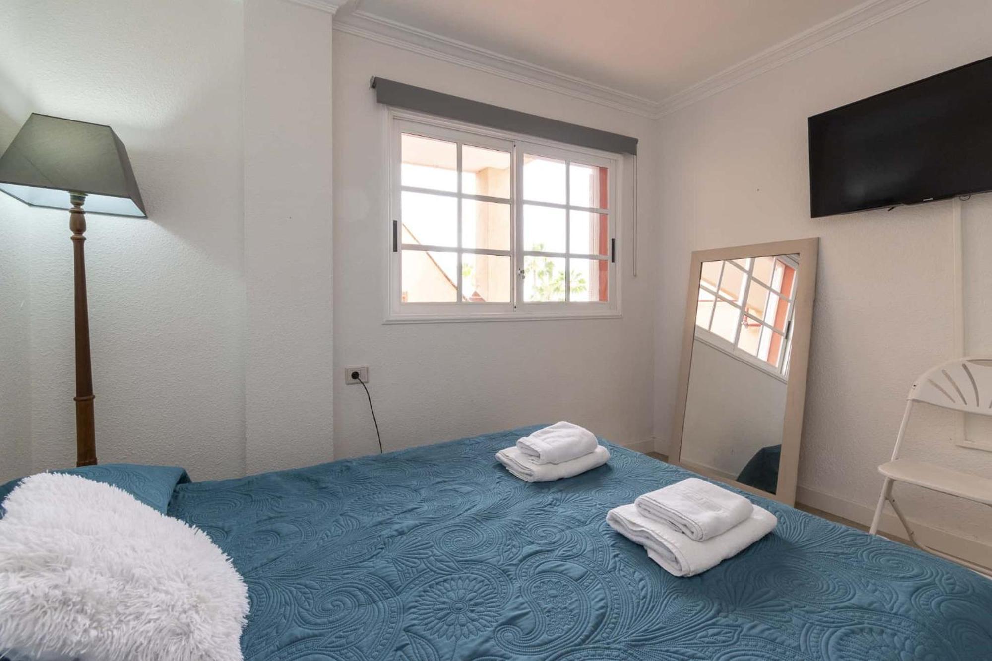 The Heights Apartment Los Cristianos Лос Кристианос Экстерьер фото