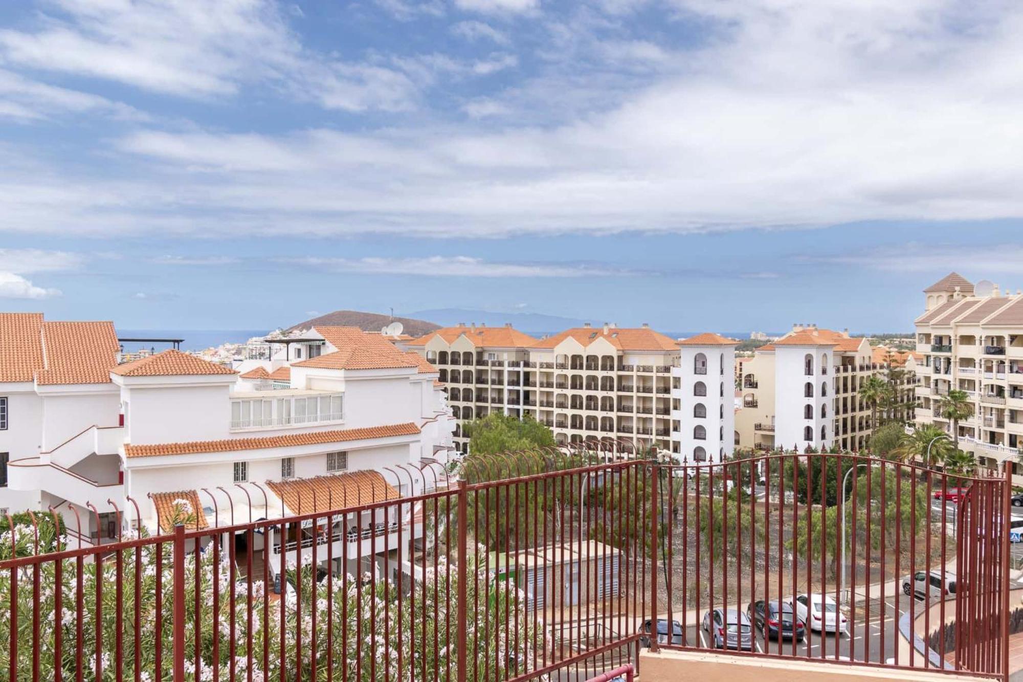 The Heights Apartment Los Cristianos Лос Кристианос Экстерьер фото